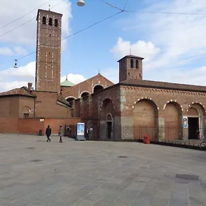 Olona Place 3 , Milano Italia